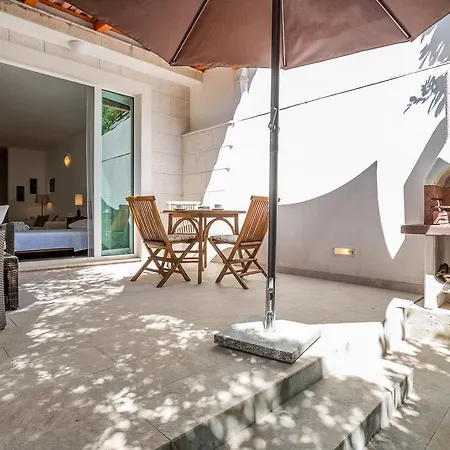 Zlatni Appartement Bol