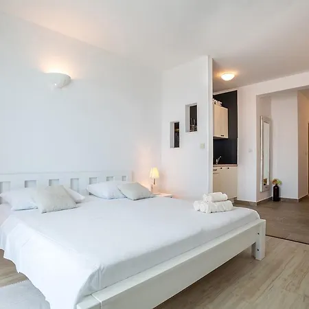 Appartement Zlatni Bol