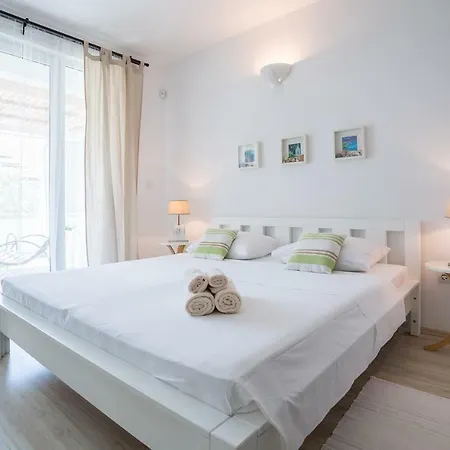 Zlatni Appartement Bol